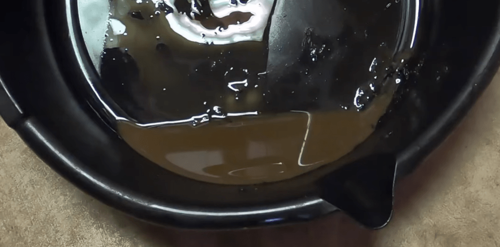 Yellow Foam in Engine Oil Causes, Risks & How to Solve Immediately