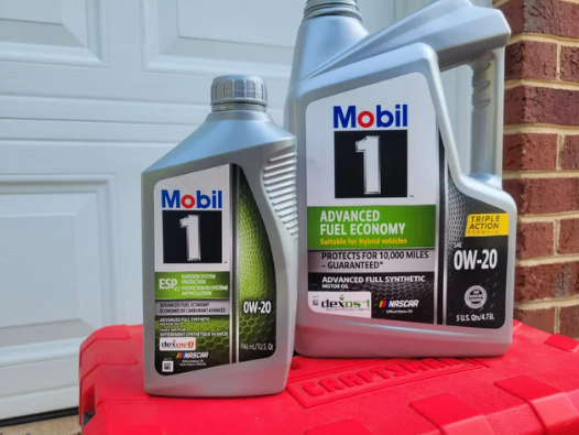 Mobil 1 Advanced Fuel Economy 0W-20 Vs Extended Performance 0W-20