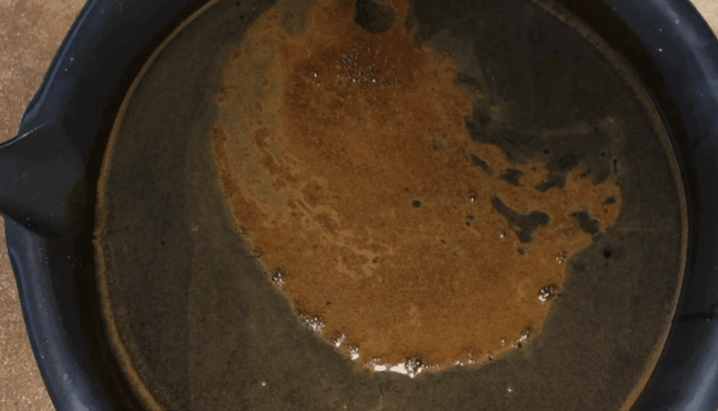 what does bubbles in engine oil mean